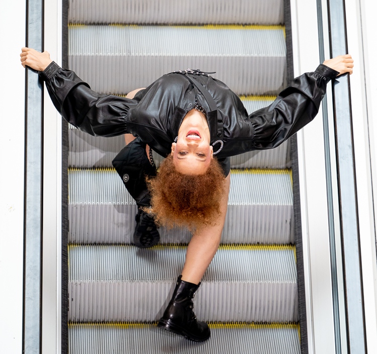 femsperspective's tweet photo. 📸 Shirlaine Forrest 
@Shirlainephoto covered the #BeautyUnfiltered event at Trafford Centre in April. The event aimed to celebrate beauty that represents every individual; encouraging customers to embrace uniqueness and beauty from within.

#SelfLoveClub #BodyPositivity https://t.co/sPk3kAombH