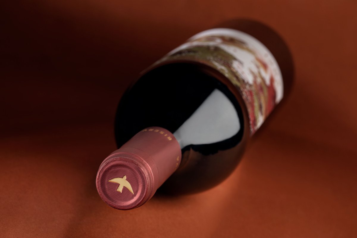 worldbrandesign's tweet photo. Andrea Castelletti Studio @acastelletti_s - Andrea Castelletti Studio Creates Label Design and Illustration for Chianti Wine and Olive Oil
.
https://t.co/uW5clNb84q
.
#winepackaging #winelabel #labeldesign #packagingdesign #worldpackaging #worldpackagingdesign #branddesign https://t.co/mc79NyU3Ml