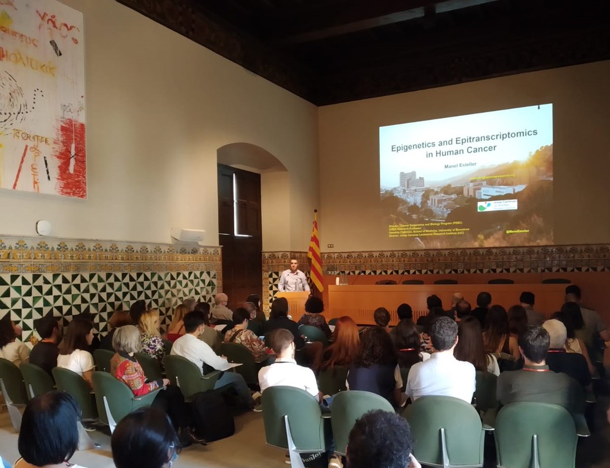 Preparats per un dia de #cromatina i #epigenètica! Arrenquem la jornada amb més de 190 assistents, èxit total! Som-hi! 💪🧬