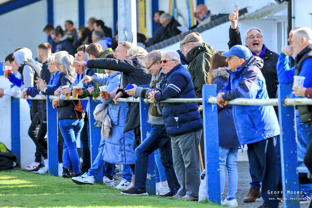 PTFC88's tweet image. CUP FINAL | There's more! Tomorrow morning, Pershore Town Under 13's take on @EveshamUnitedFC Under 13's in the Ambassador Evesham League Cup Final! We're hosting a full day of Cup Finals and this is the first one; 9.30AM Kick Off! Pop down and back The Plums in this one!