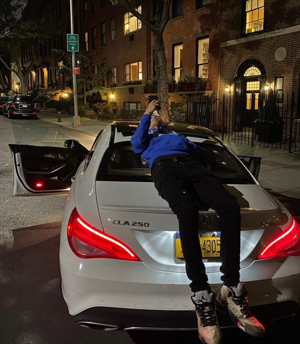 TayFtd's tweet photo. Night time 💎#TRHMS!!!! https://t.co/GxHKkCiEVq