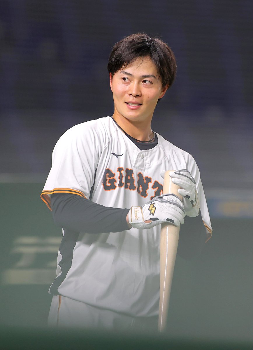 練習風景から🏟️】 イケメンルーキー #岡田悠希 選手（撮影・福島範和