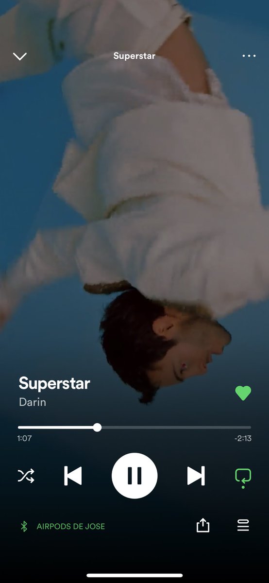 joseh6318's tweet photo. @DarinOfficial are you a god? All you are and you do is out of this world 💙 https://t.co/aYsLyPahjt