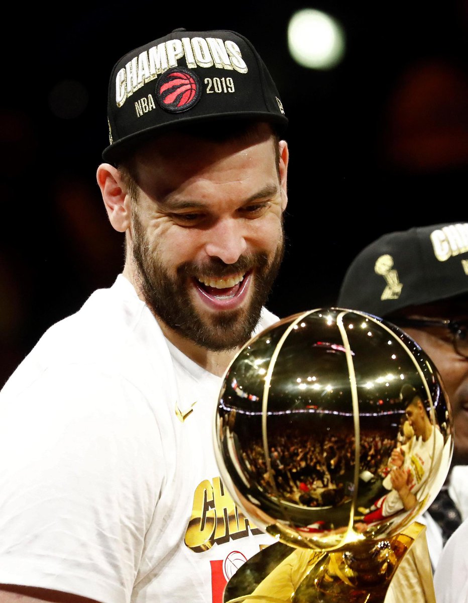 LaSotana_'s tweet photo. Dilluns que ve ens visitarà @MarcGasol, un home que s’ha montat un equip per seguir jugant. Un entrepreneur. https://t.co/zMg93IFQc5