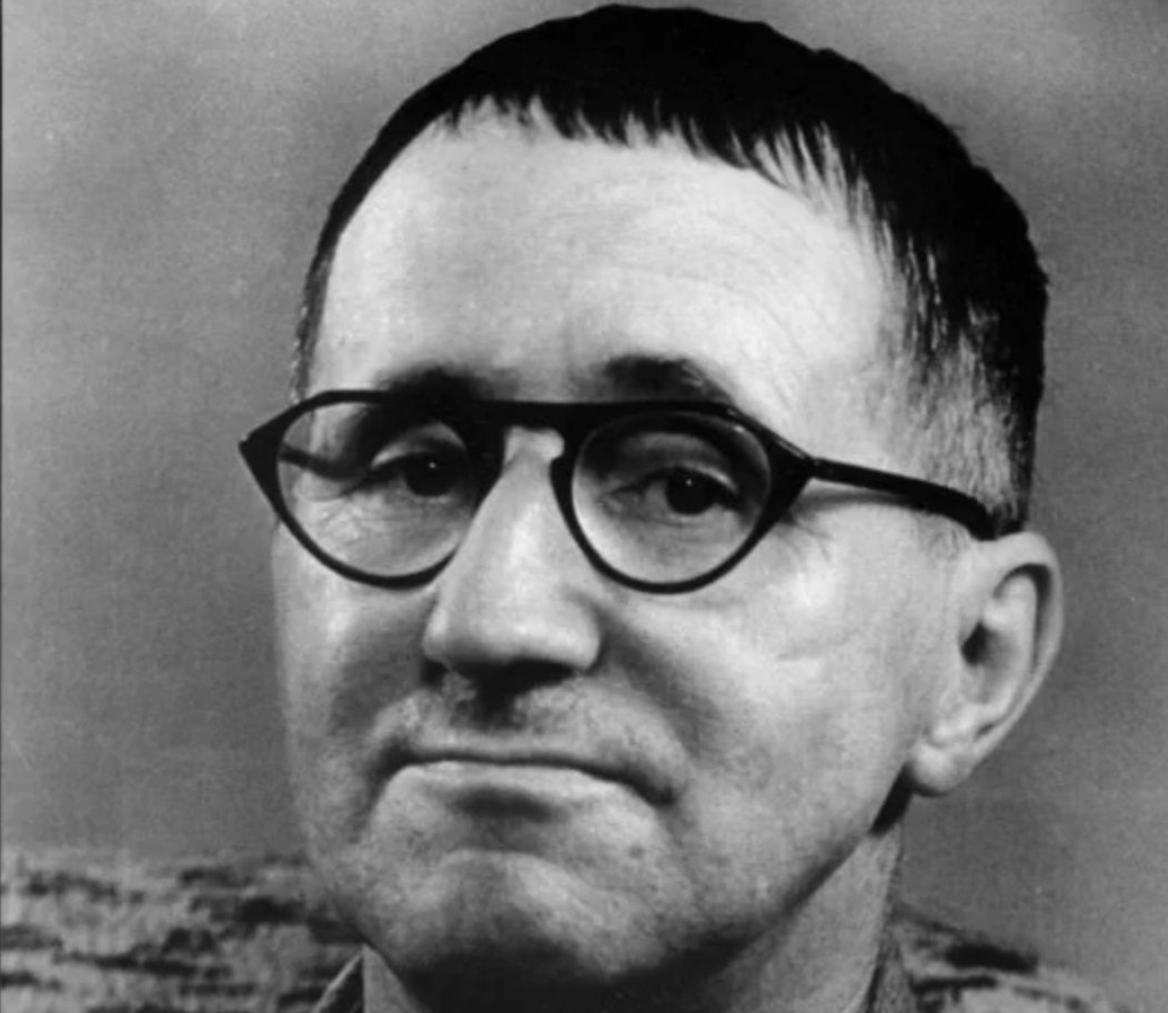 Cien años de ‘Tambores en la noche’: Brecht y el eco de Espartaco naiz.eus/eu/info/notici… Reportaje de Koldo Landaluze