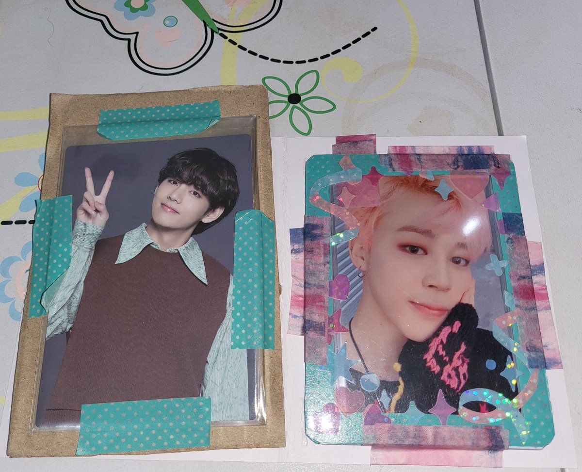 el_dritchknight's tweet photo. jimin, his message and special guest v came in safely!! thank you so much, ang daming freebies and they're all packaged so well and cutely!! 💜
#FromTemchie https://t.co/3TxQJa6S6R