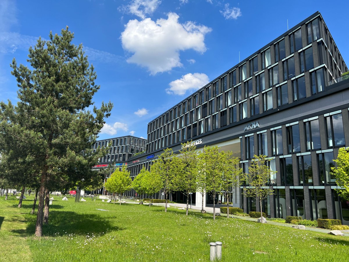 GregorVoigt's tweet photo. Ohne effizientes #FacilityManagement ist an produktives Arbeiten nicht mehr zu denken. Deshalb bin ich besonders stolz, dass die #Witco #App künftig das Münchener 88North dabei unterstützt, modernes Gebäudemanagement zu verwirklichen.
#FutureOfWork #ModernWork https://t.co/lFaoaQLcRn