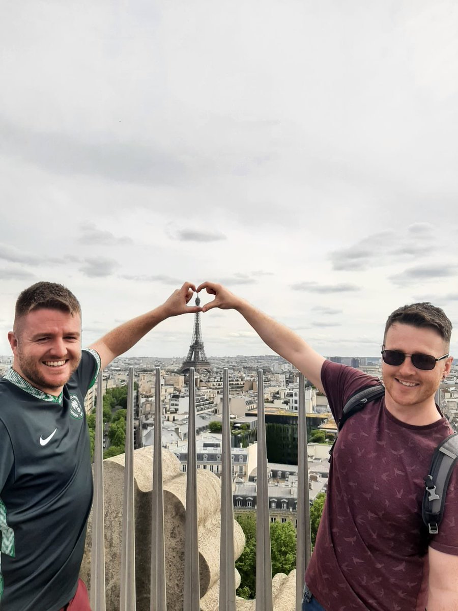 HTeehan's tweet image. Bonjour de Paris 🇫🇷Fifth Years heading to Disneyland Paris 🥳Great day in centre Paris yesterday.@stjosephsrush @N_Quinn90 @CodingDeptSTJ @LouiseNiChon @ciaranreade