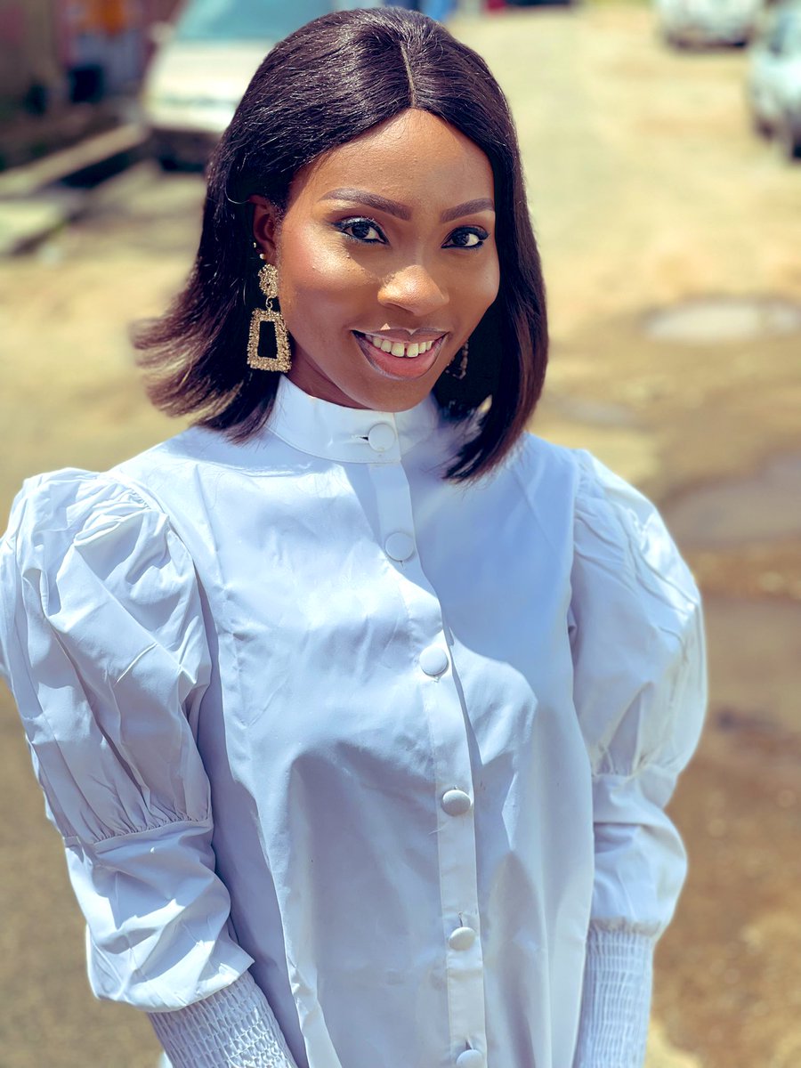 kenzy_switface's tweet photo. Happy Birthday Kemisola,🦄💜🎉💕🎈
Continue to enjoy God’s Grace in good health, lots of happiness and endless blessings 🙏 🎊🥳🎉
#FridayThe13th 
#happybirthday https://t.co/F8nDNaCPlC