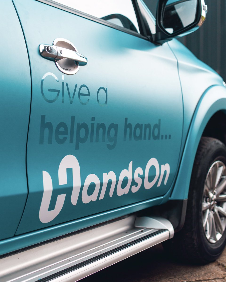 GetHandsOnUK's tweet photo. Our newest addition to the HandsOn fleet, with a reminder to ‘give a helping hand’!
Interested in getting #HandsOn and building something with your team for your local community?
Send us a message or email us at info@gethandson.co.uk
#HandsOn #VanWrap #StyleThatSticks https://t.co/Td0DJH5hYp