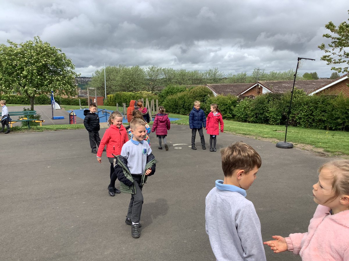 StAgnesY2's tweet image. Some pictures from our computing lesson. We worked in pairs to give instructions and follow instructions just like a computer would. #algortihms #instructions #stagnescomputing