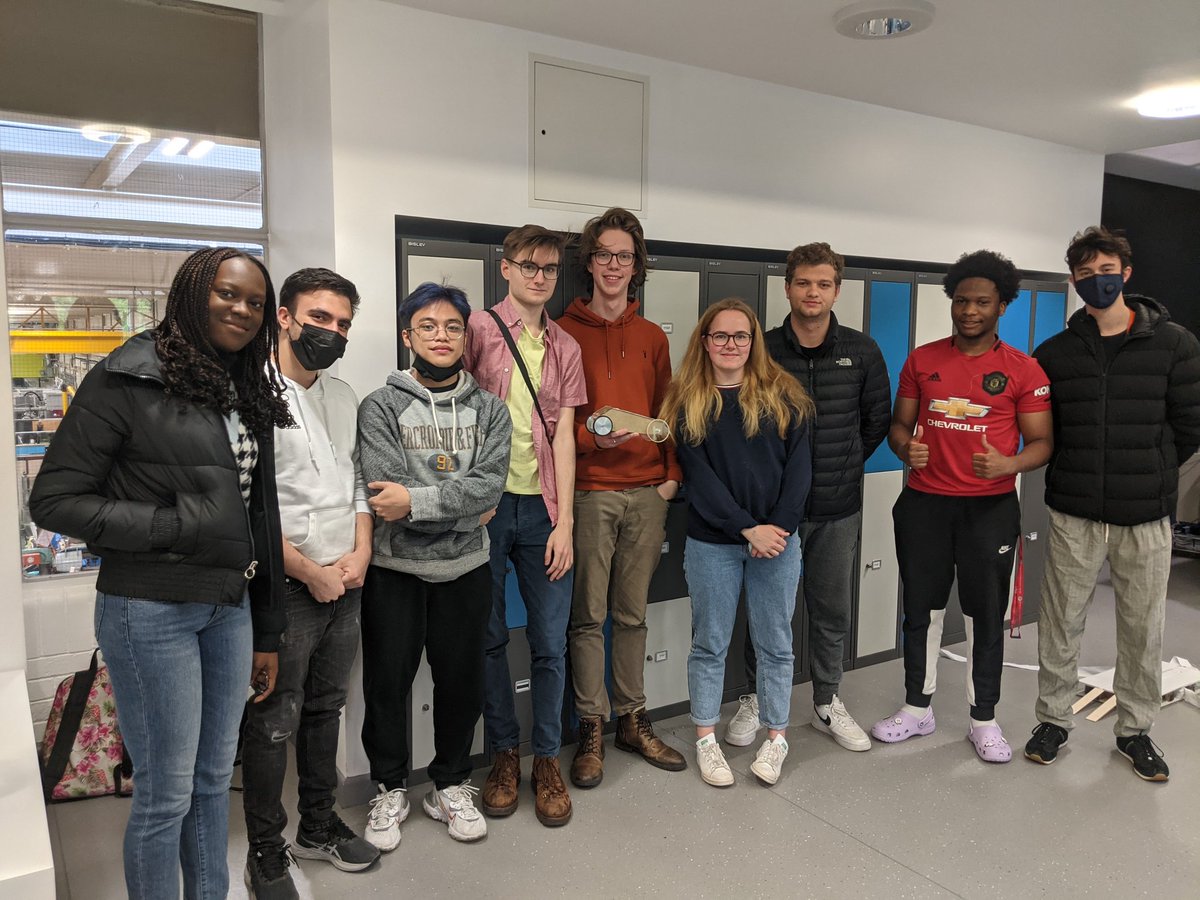 First up for <a href="/WarwickEngineer/">Warwick Engineering</a> First Year Mech Sprints Scrap Heap Challenge! First it's Killer Moth with a distance of 6 m

#LegoManLob #ScrapHeapChallenge #Engineering #Design
