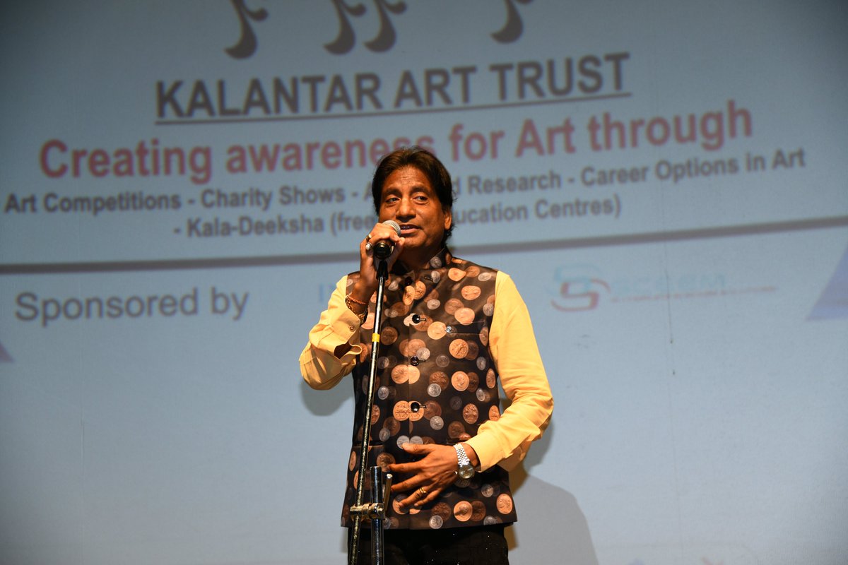 KalantarArt's tweet photo. #KalantarArtTrust #FoundationDay 
Post-1
It was really an honour to have Sri Raju Srivastava, Uttar Pradesh Film Development Council and renowned stand-up comedian as Chief Guest on the 8th Foundation Day ceremony of the organisation.

#jogforhappiness #karagaarkekalakaar https://t.co/VsTP1ZIIZj