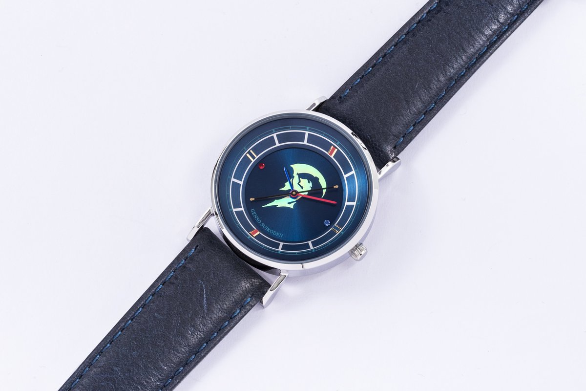SuperGroupiesEN's tweet image. In stock now from our Genso Suikoden collection! 

This #Suikoden-themed Soul Eater-inspired watch features on its case back a motif of the glove worn by Ted to hide the rune on his right hand!

Shop Now⬇️
super-groupies.com/product/6811?u…
