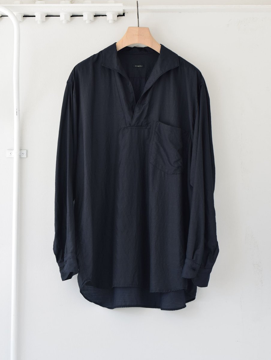 SP_JBV's tweet photo. COMOLI 22SS 5月13日発売
ウールシルク コモリシャツ
¥50,600-(tax in)
-
ウールシルク スキッパーシャツ
¥46,200-(tax in)
-
ウールシルク スキッパー半袖シャツ
¥41,800-(tax in)
-
ウールシルク オープンカラーシャツ
¥46,200-(tax in)
#comoli
#コモリ
#エスピー
#メンズファッション https://t.co/983M4hTddl