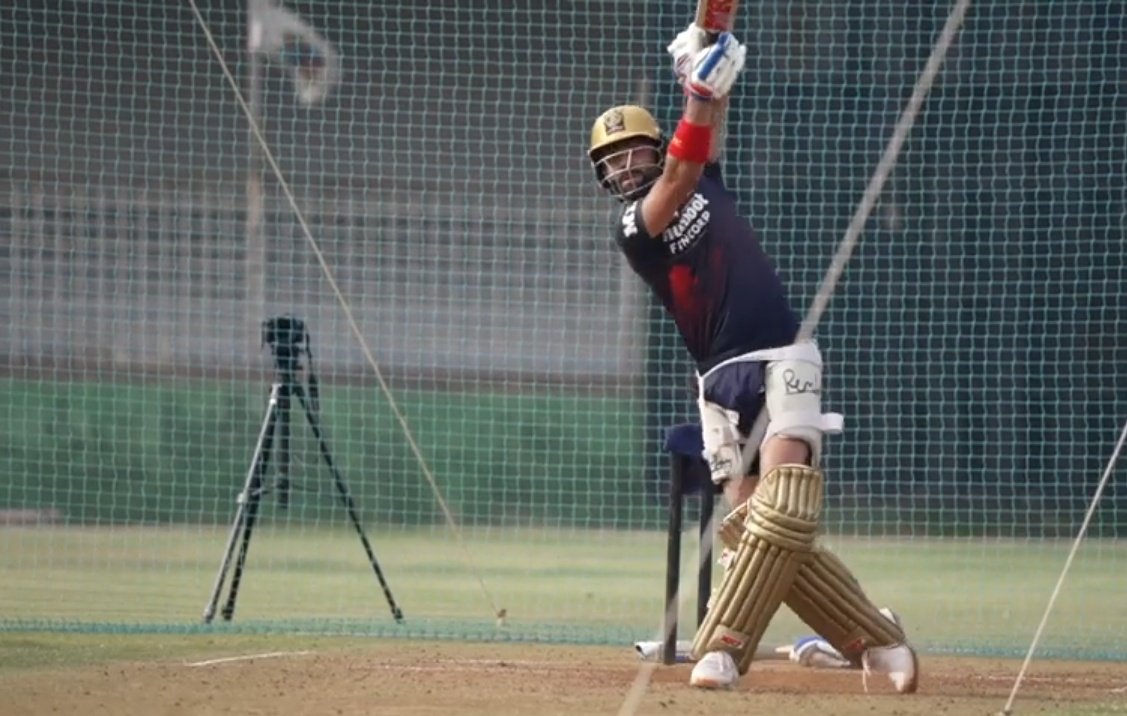 Virat Kohli Fan Club (@imv_kohli_fan) on Twitter photo Some pics of Virat Kohli from practice session ahead of #RCBvsPBKS match ❣💥
<a href="/imVkohli/">Virat Kohli</a> • #ViratKohli𓃵 • <a href="/RCBTweets/">Royal Challengers Bengaluru</a> Some pics of Virat Kohli from practice session ahead of #RCBvsPBKS match ❣💥
<a href="/imVkohli/">Virat Kohli</a> • #ViratKohli𓃵 • <a href="/RCBTweets/">Royal Challengers Bengaluru</a>