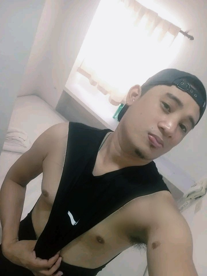 ClarckMasahista's tweet photo. Free room now dmorvie clav.

Dm na sa magpamassage 😉

#legitmasseur https://t.co/OVSzsuShwz