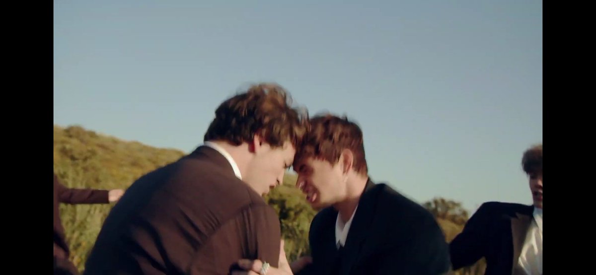 LOVESKFTWDW_'s tweet photo. ESTA PARTE ESTA PARTE, LOS AMO😭 https://t.co/NGGZvLMwTM