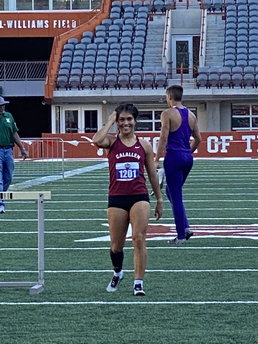 Racosta526's tweet photo. Be proud Calallen!!! She represented Wildcat Nation with class, fight, and tremendous character. 5th in the state. Weโll miss you dearly!!! #calallen #shefought #shebroughtthejuice @amberrrmariiie3 https://t.co/uNjtWG69oD