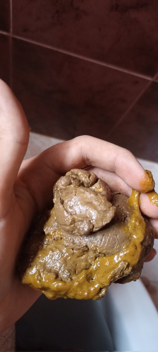 Scatboy_12's tweet photo. how delicious my shit #scat #gayscst #scatgay https://t.co/3JzzPh4yVu