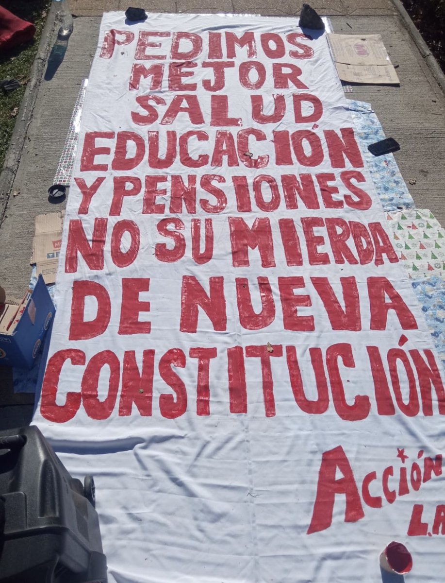 VivaChileFree's tweet photo. @Rmontero_ @convencioncl https://t.co/HEdimOYyyg