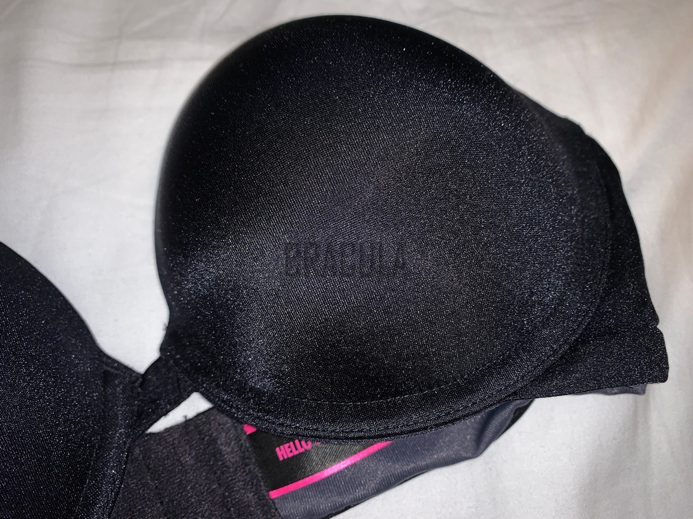 BraculaVS's tweet photo. Black La Senza Strapless Hello Sugar in 34C. One of the few strapless double push ups available in the market. https://t.co/hzRnA2KdQQ