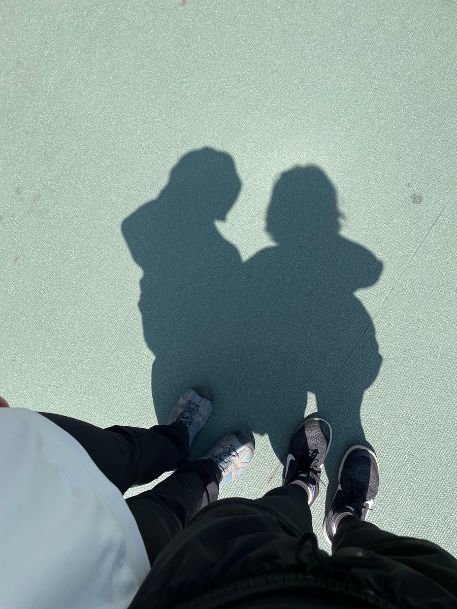 HyennimE's tweet photo. Good afternoon! Today I walked with my mom together👭🏻 We saw beautiful forest and waterfalls🌳 It was wonderful to hang out with my mom and become healthy at the same time✨

@CoinWalk_ @kiseki87 @YellowBlue0703 @xortl21 https://t.co/q3hf4kTzuV