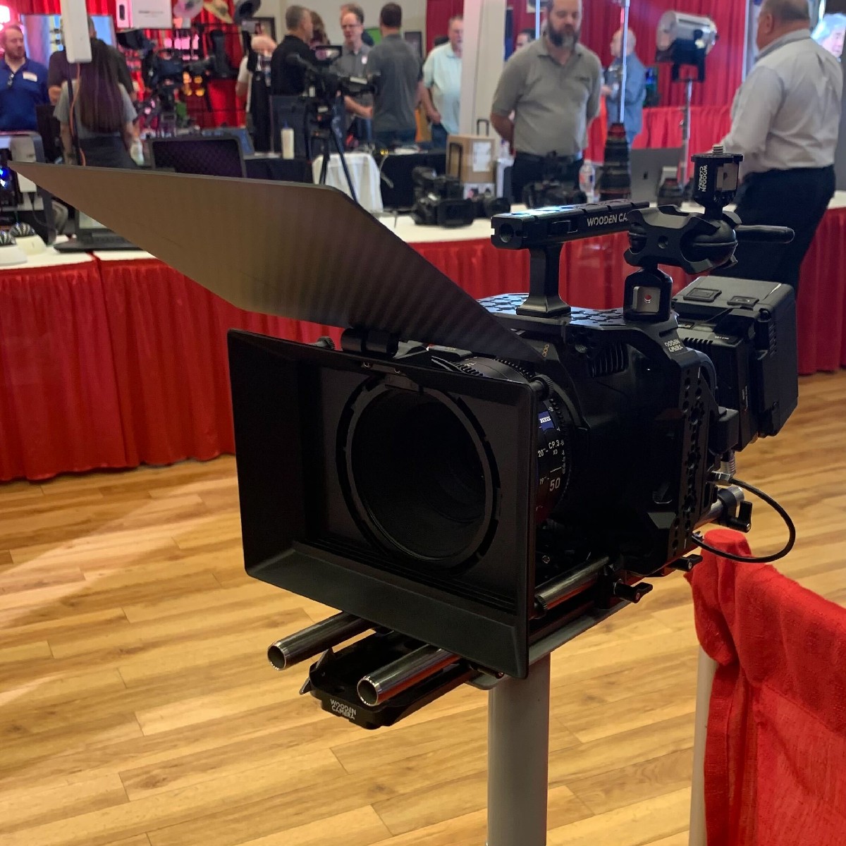 WoodenCamera's tweet photo. We're here at @DallasProducers' Texas Production Expo 2022! 👋
Come say 'hello' at booth 14 to check out some of the latest Wooden Camera gear and enter to win some great prizes.
🔗https://t.co/iVVk8LGQnx🔗
#TPE22 #TexasProductionExpo #TexasProductionExpo22 https://t.co/AOyXj7iAMa