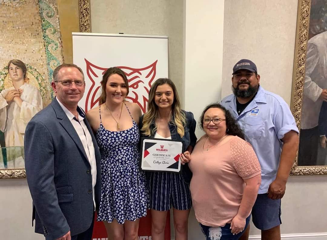 I am so very thankful to the Smith family for awarding me with the Mark “Big” Smith Scholarship. They are helping me get one step closer to my goals! Thank you so much Laney and the Smith family!!
