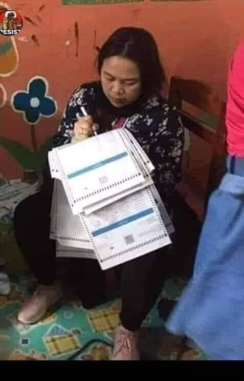 gandahngit's tweet image. O AYANNN!!!
#PRESHADING OF BALLOTS
Parang c tiyang SINTHIAVILLAR last 2019 electionfraud! 🤣☢️🤧