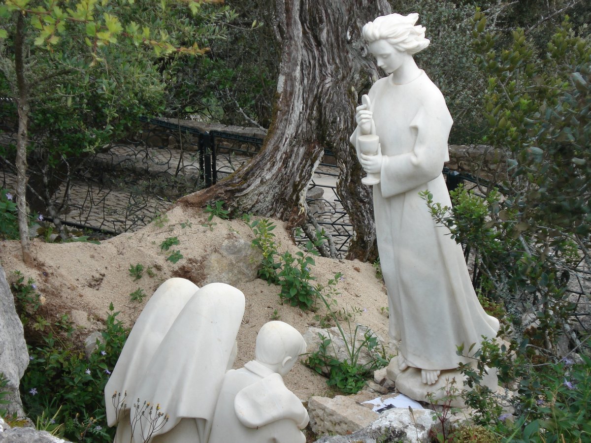 MediaoutletCom's tweet photo. #OTD #OnThisDay #ThisDayInHistory #May13, 1917: #CatholicFeast Days: 3 children report the first apparition of #OurLadyOfFatima in #FatimaPortugal. #CalendarOfSaints #LiturgicalYear #MarianApparations #Catholicism
https://t.co/oEuzo6KplY https://t.co/4J5IiVQ6hy