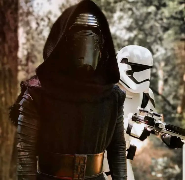 501stLegion's tweet photo. All remaining systems will bow to the First Order and will remember this as the last day of the Republic! - General Hux

Members: DS-11735 &amp; TK-21999
@centralcaliforniagarrison @501stsld  @fisd501st 
#StarWars #501st #BadGuysDoingGood #KyloRen #FirstOrderFriday https://t.co/CdkgGcCjMO