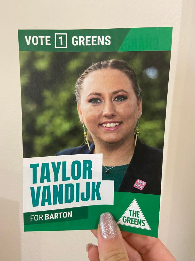 VandijkFor's tweet photo. ✅Coming to a letterbox near you!
Thank you to all our volunteers who tirelessly worked to get our green message out there!
#letsturnbartongreen #auspol #letterboxing #barton #taylorvandijkgreens4barton #volunteer #letterbox #volunteer #thank #work #letterbox https://t.co/HvpW4h86zD