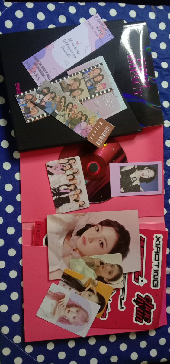 skyeviel's tweet photo. NABUDOL TAGALA AKO😭😭 WORTH IT ANG PAGHINTAY SA KANILA😭😭 THANK YOU PO @paradisebyk2m❤️ . Well packaged and secured talaga. BUT THEY'RE HERE NA. INUWIAN AKO NG KEP1ER ALBUM❤️ Might order again soon 🤗#PBK2MProofs #PBK2MFeesbacks https://t.co/d58mK2dXs0