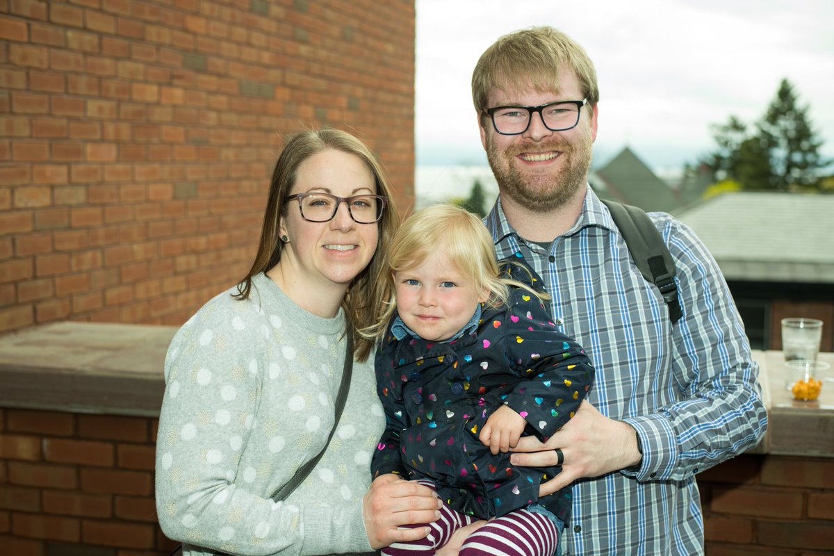 ChamplainEdu's tweet image. Welcome to all of our @champlainonline graduates &amp;amp; families on campus today for our annual Mix &amp;amp; Mingle! We&apos;re excited to be celebrating you and your accomplishments. Here are some throwback photos from our last in-person event in 2019. See you soon! #ChampGrad

📸  Andy Duback