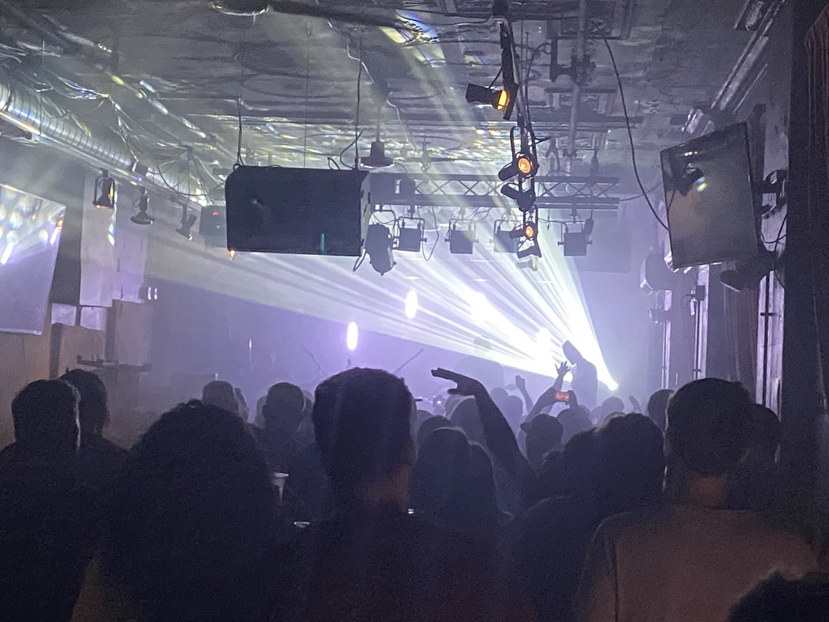 phillymusicdude's tweet image. I didn’t get any great shots but I waited 3 years to see one of my favorite bands tonight and it was a show packed full of great people. Best friends old friends long time friends and so many new friends. #fuckticketfees #gnomeproject