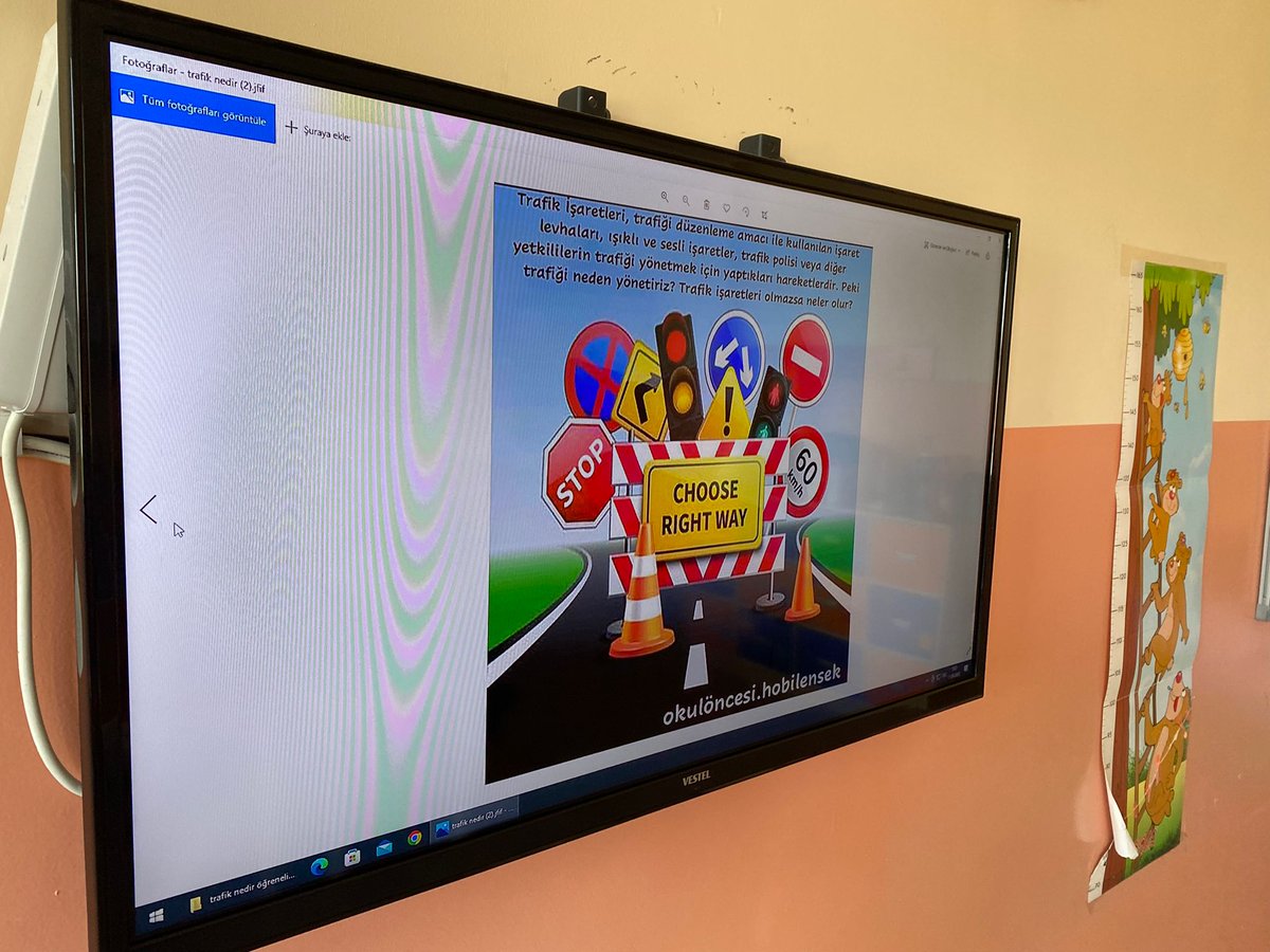 Arılar Sınıfı Trafik Haftası Etkinliği <a href="/KadirIRAK5/">Kadir ÇIRAK</a> <a href="/EmineSivri5/">Emine SİVRİ ER</a> <a href="/mehmetalikatip1/">Mehmet Ali KATİPOĞLU 🇹🇷</a> <a href="/bafra_mem/">Bafra İlçe Millî Eğitim Müdürlüğü</a> <a href="/samsunmem/">Samsun İl Milli Eğitim Müdürlüğü</a> <a href="/bafrakaymakam/">Bafra Kaymakamlığı</a>