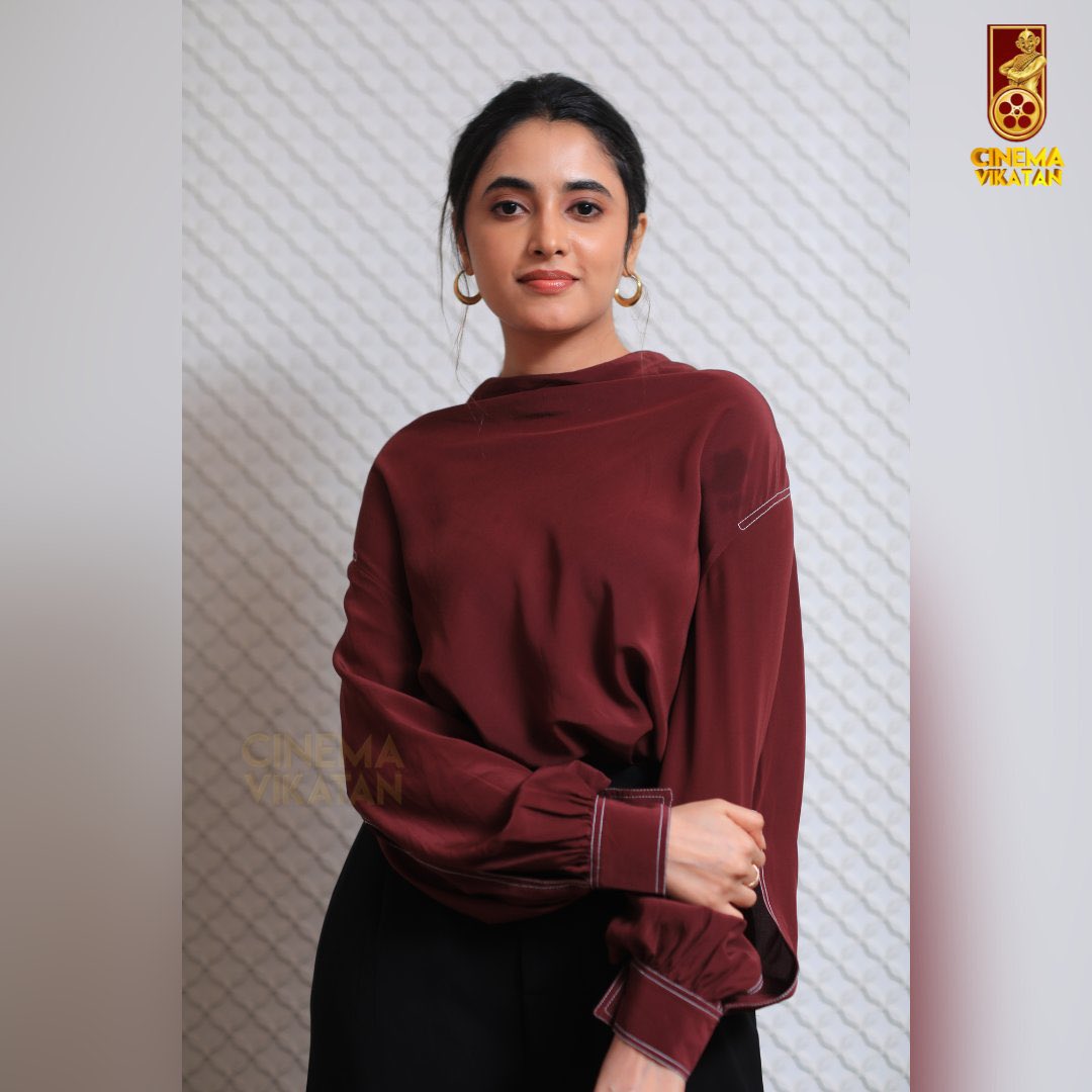 chennaipasanga's tweet photo. @priyankaamohan as #Angayarkanni in #DON ❤️
#DONfromToday #Sivakarthikeyan @Siva_Kartikeyan @SKProdOffl @LycaProductions @iam_SJSuryah @sivaangi_k #DonReview https://t.co/5MnUyRR6il