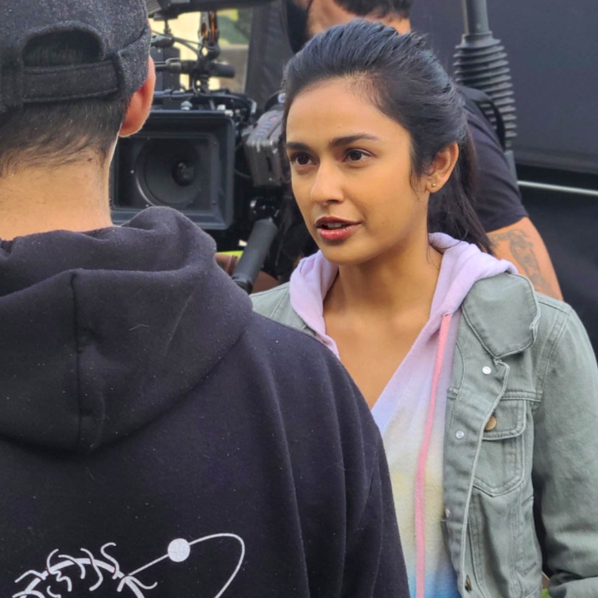 sharmitalive's tweet photo. Can't wait for you guys to see Subscribe/Follow by @faroukh !
#bts #shortfilm #subscribefollow #focused #readyformycloseup #excited https://t.co/vQDIy7XKRP