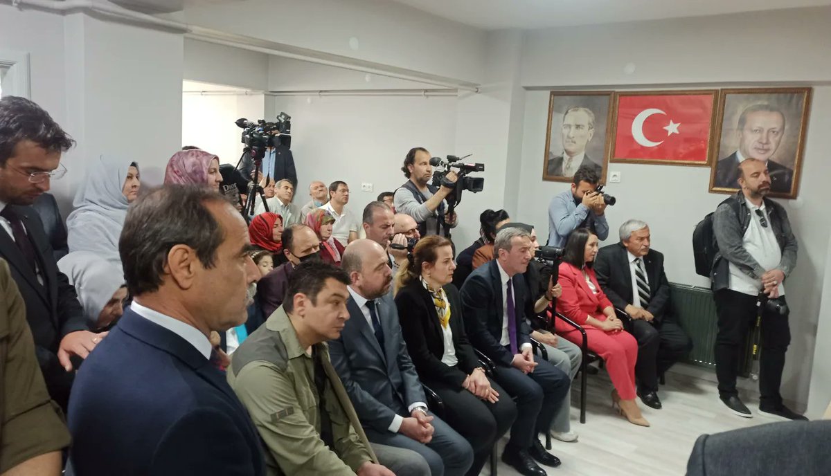 Enerji ve Tabii Kaynaklar Bakanımız  Sn.
Fatih Dönmez,Sanayi ve Teknoloji Bakanımız Sn.Mustafa Varank'ın teşrifleriyle Bozüyük İlçe teşkilatımız ile bir araya geldik.