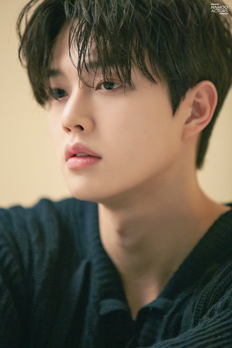 bibissongv's tweet photo. 진짜 세상 살기 싫다 
일에 치여 뒷북치는 내가 싫어 🥲🥲🥲 https://t.co/F0I6f0yPG5