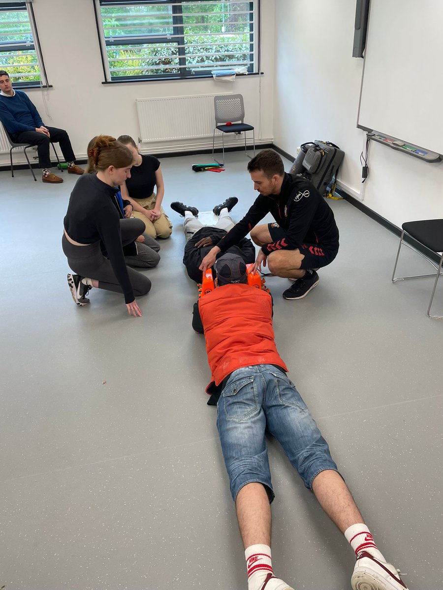 Thank you so much to <a href="/BGodboldPhysio/">Benjamin Godbold</a> for coming in on Wednesday! It was a really interesting talk about your career and possible future pathways for our students who may be aspiring to become physios.