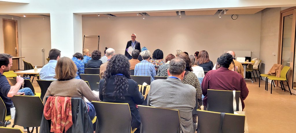 [Journée réseau <a href="/COORACE_IDF/">COORACE IDF</a>] <a href="/olivier_flament/">Olivier Flament</a> rappelle le projet politique du réseau 
👉🏽 renforcer le pvoir d'agir 
👉🏽 agir pour des terr. solidaires
👉🏽 agir pour une sté + inclusive
et insiste sur la question cruciale de la transition écologique, les membres sont mobilisés !