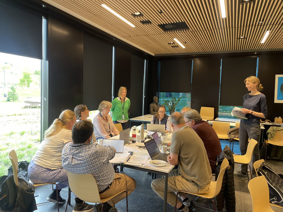 JoreSolveig's tweet photo. @OneHealthEJP SIMEX exercise; kick-off in Norway! Cross-sectorial discussions built on #OneHealth. Norwegian Public Health Institute, Norwegian Veterinary Institute and Norwegian Food Safety Authority; all working together #preparedness #diseaseoutbreak https://t.co/fYuW5mFkjl