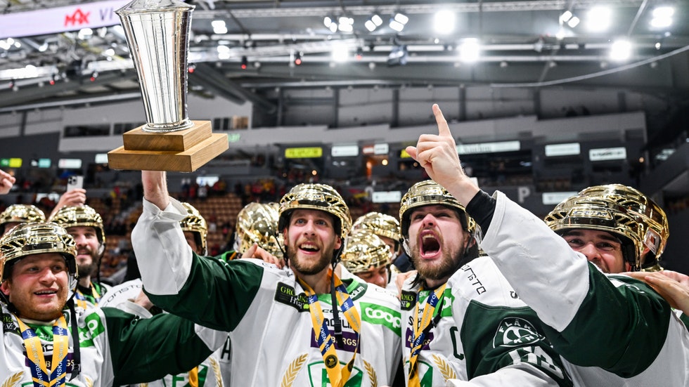 jonasnilssonn's tweet photo. Godmorgon världen! https://t.co/6zm3cvLJx9