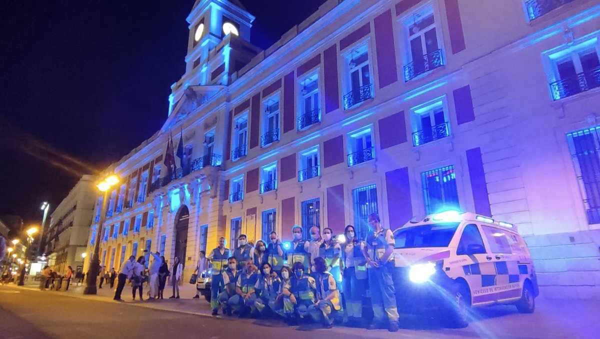 <a href="/manuelamonleon/">Manuela Monleón</a> Un encuentro cargado de profesión, pero también de compañerismo y amistad. Precioso evento. Muchas gracias a todos. <a href="/MadridCODEM/">EnfermerasMadrid</a> <a href="/DELOSSANTOSLEAL/">Jaime M. de los Santos</a>, <a href="/CCardeneteReyes/">César Cardenete Reyes</a> <a href="/Migueles_C/">Carmen Migueles Guerrero</a> <a href="/Eva09527152/">EvaUAM</a> <a href="/manuelamonleon/">Manuela Monleón</a> @lulimarmu, Asun, Clara, Arantxa, Ángel, <a href="/DavidGaranena/">David Garañena</a> <a href="/pablobusca/">Pablo Busca</a>.