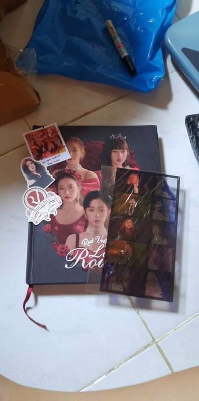 pompompween's tweet photo. #mihoonproofs
thank u so much poooo @cartnimihoon for being kind and for the fast transaction!! the pb and filmstrips arrived in good condition ๐ https://t.co/003gWqy5o2