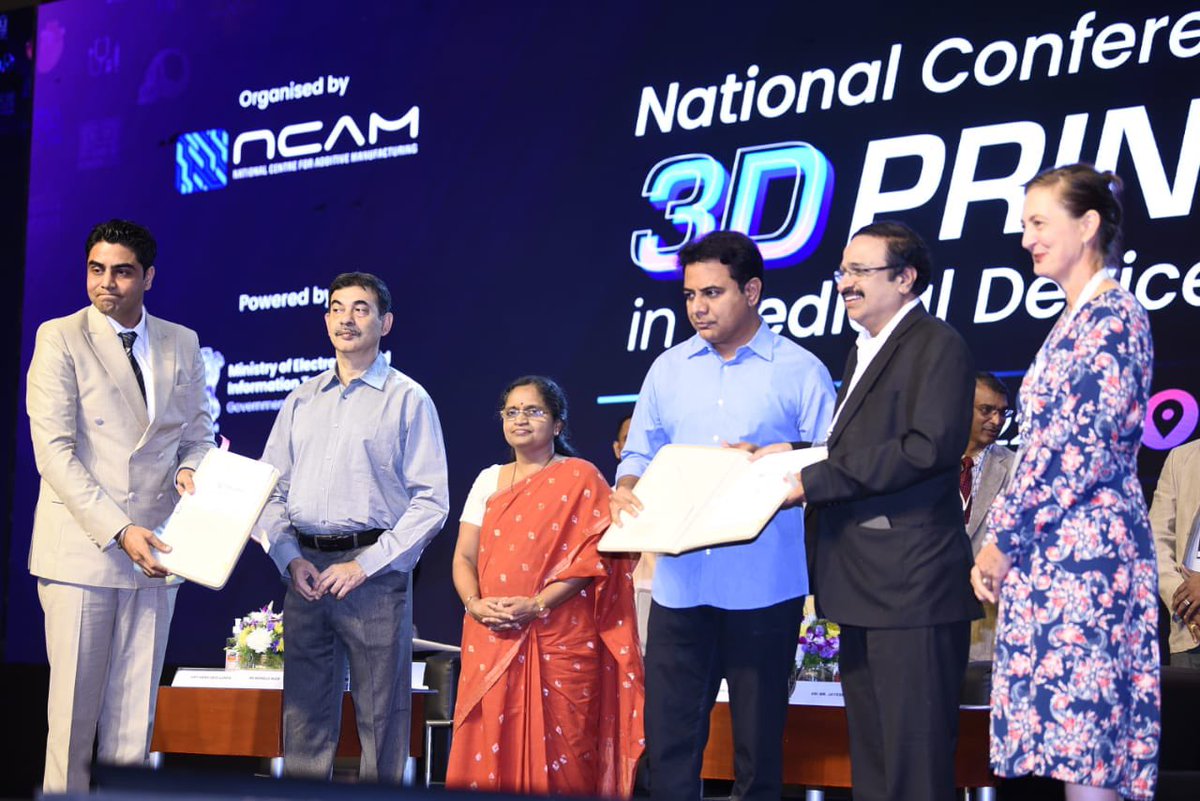 MinisterKTR's tweet photo. In the presence of Minister @KTRTRS, 20 MoUs were exchanged with leading organizations in Additive Manufacturing technology from India &amp; abroad such as EOS GmbH, Markforged, Wipro 3D, Redington Group, Intech Additive, Imaginarium, NIT Warangal, Deakin University Australia &amp; more. https://t.co/ZISopQ6nqI