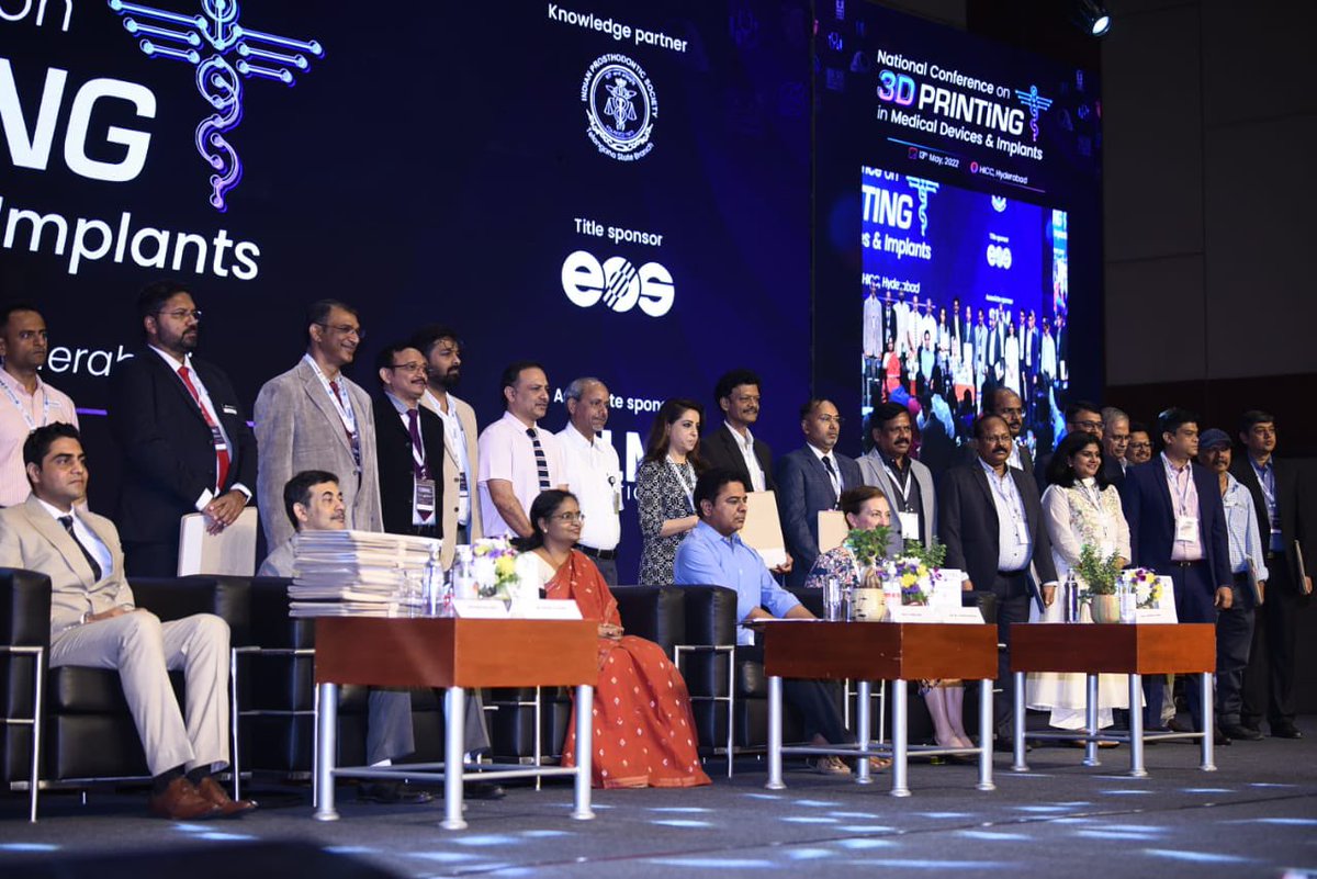 MinisterKTR's tweet photo. In the presence of Minister @KTRTRS, 20 MoUs were exchanged with leading organizations in Additive Manufacturing technology from India &amp; abroad such as EOS GmbH, Markforged, Wipro 3D, Redington Group, Intech Additive, Imaginarium, NIT Warangal, Deakin University Australia &amp; more. https://t.co/ZISopQ6nqI