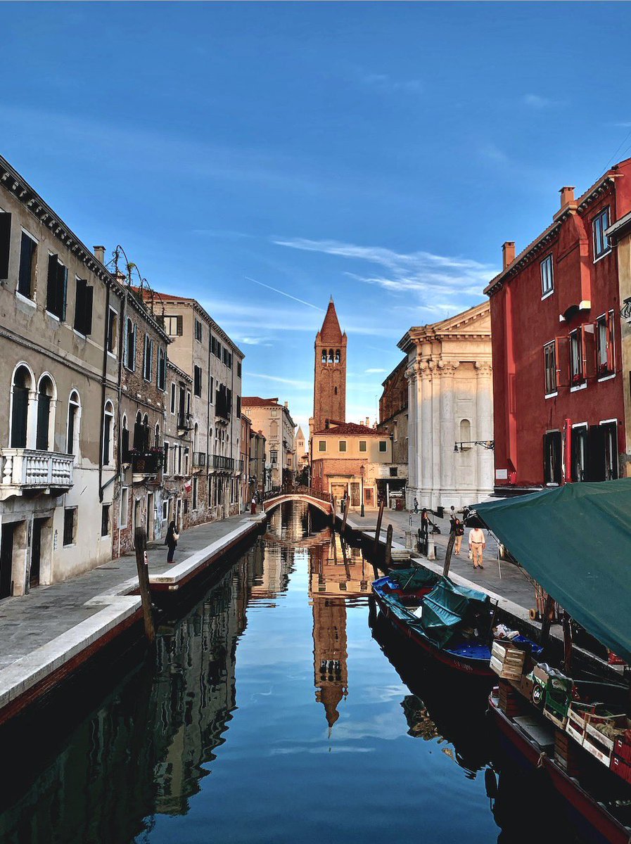 ☀ «Il viaggio non soltanto allarga la mente: le dà forma» (Bruce Chatwin). Buongiorno, amici! 

#13maggio